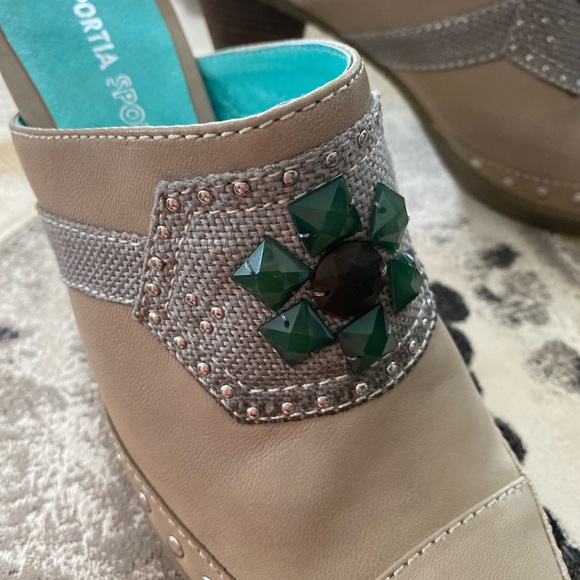 GORGEOUS PORITA SPORT HEEL - Picture 2 of 10